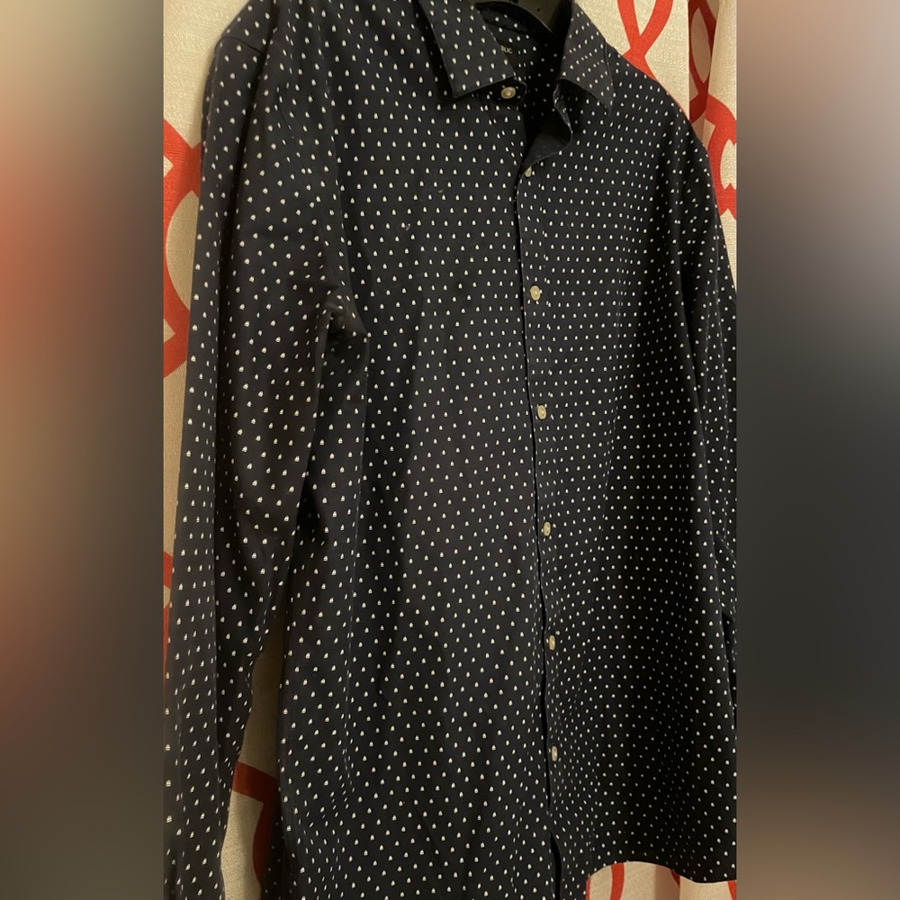 Banana Republic Men's Navy and White Button Down Shirt